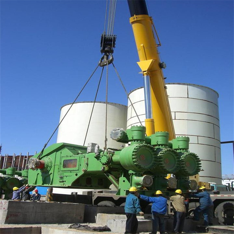 三都吊车出租安全指南：现场作业必须掌握的6大规范